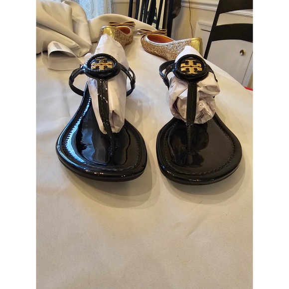 TORY BURCH Dillan Sandal in Black Patent Leather SZ 8.5 - Picture 6 of 8